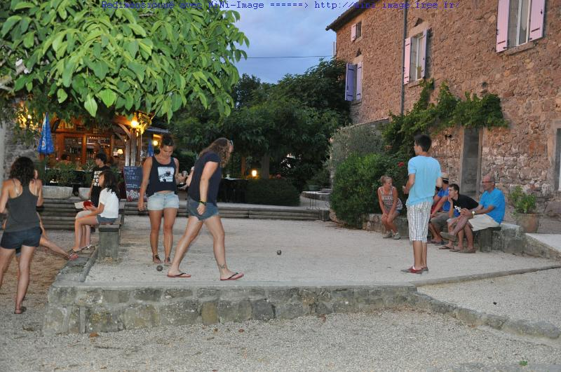PETANQUE
