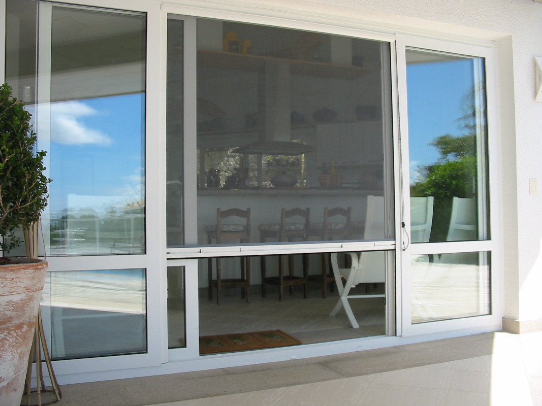 moustiquaire recoupable enroulable sur mesure