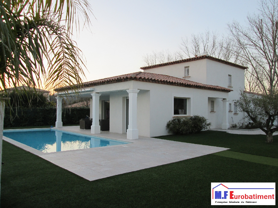 MF EUROBATIMENT - VILLA AVEC PISCINE SUR GRIMAUD