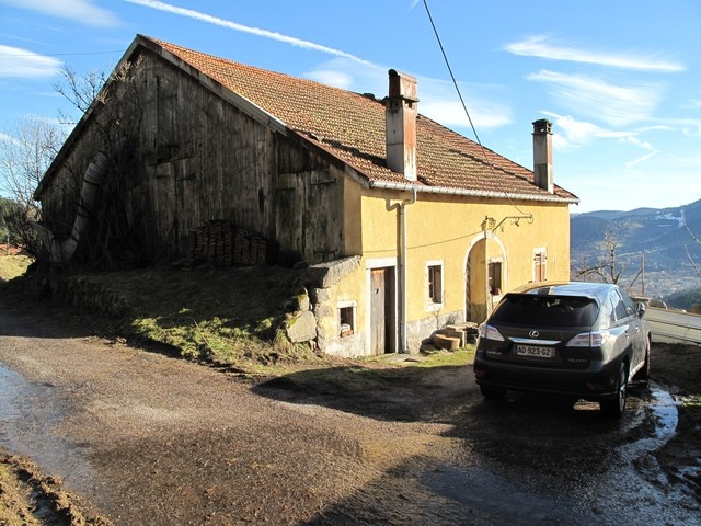 Ferme à rénover dans les HAUTES-VOSGES