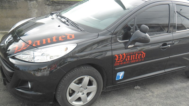 LE MOULE Auto-Ecole WANTED voiture (guadeloupe)