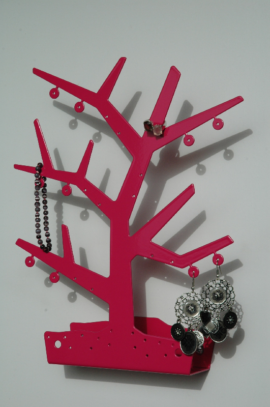Arbre à bijoux en acier laqué rose