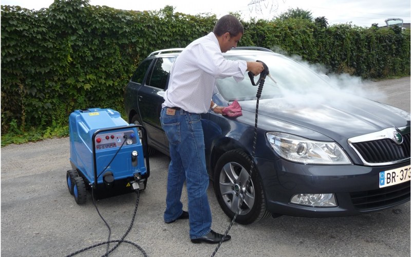 lavage auto a la vapeur
