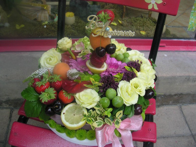 gâteau de fleurs fraîches