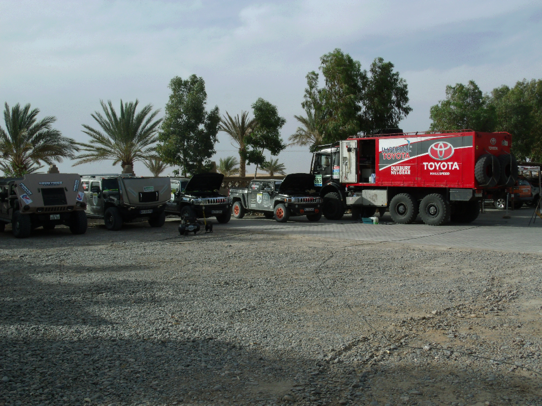   assistance red hummer