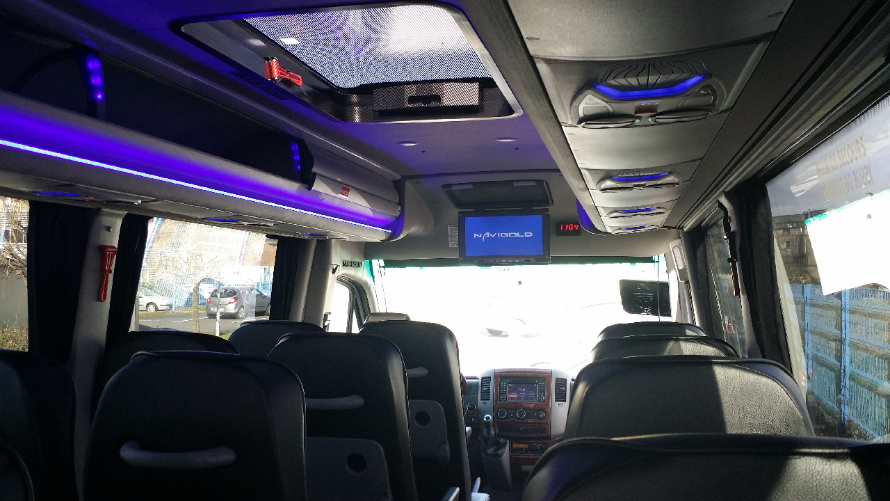 Interieur 02 Minicar