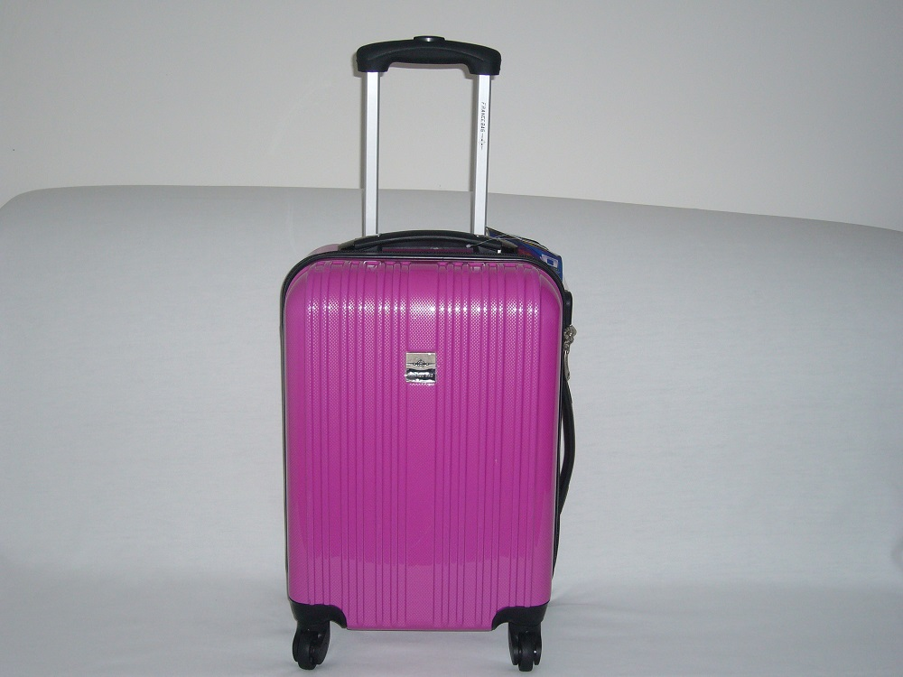 Valise rigide 46 cm en polycarbonate spécial compagnie Low cost