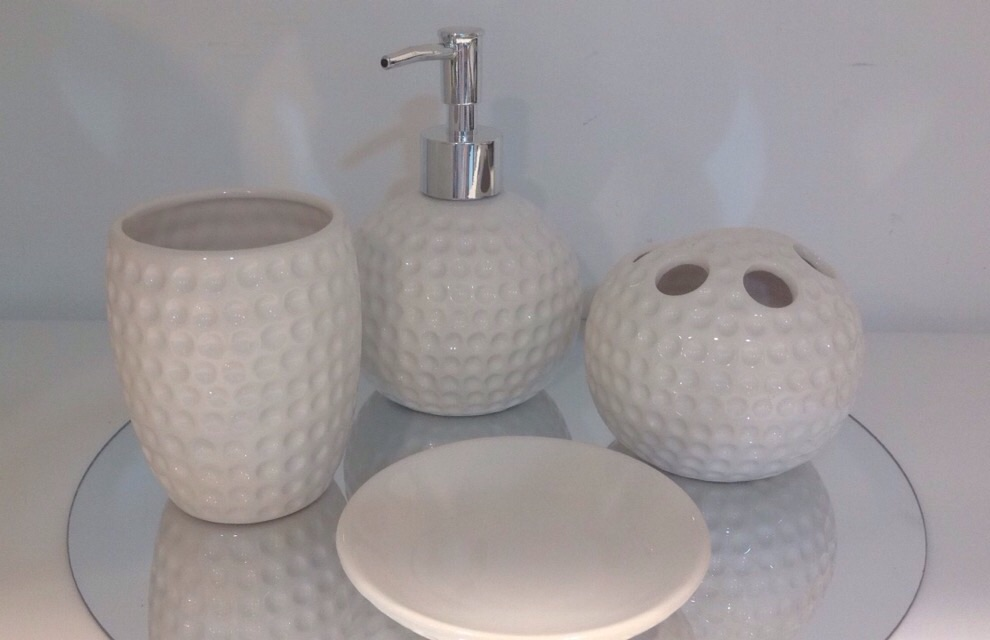 Kit salle de bain en céramique 