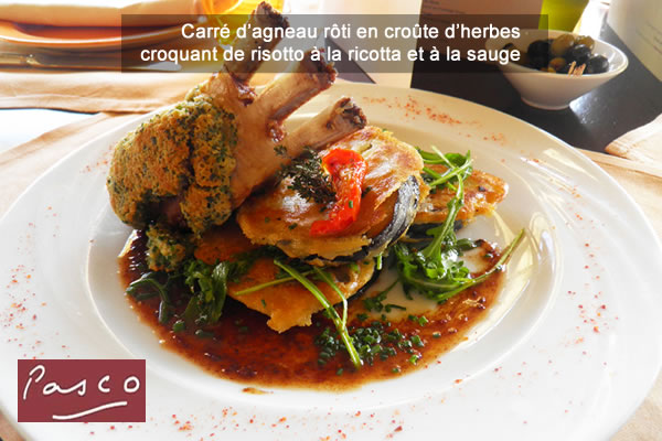 Carré d'agneau rôti 
